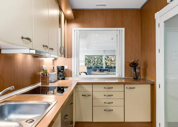 About Marina Mariola Apartmán Marbella